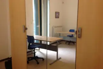 Rexer-Bari-Un-posto-letto-a-studentessa-in-doppia-ampia-e-luminosa-CAMERA-DA-LETTO