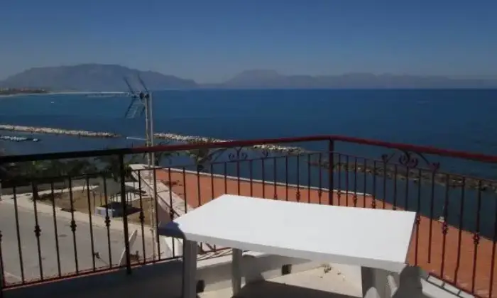 Rexer-Trappeto-Appartamento-con-vista-il-golfo-di-castellammare-TERRAZZO