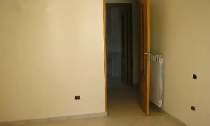 Rexer-Giugliano-in-Campania-Trilocale-rifinito-CAMERA-DA-LETTO