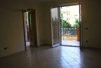 Rexer-Giugliano-in-Campania-Trilocale-rifinito-CAMERA-DA-LETTO