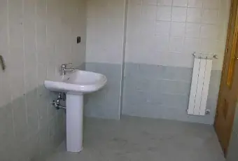 Rexer-Giugliano-in-Campania-Trilocale-rifinito-BAGNO