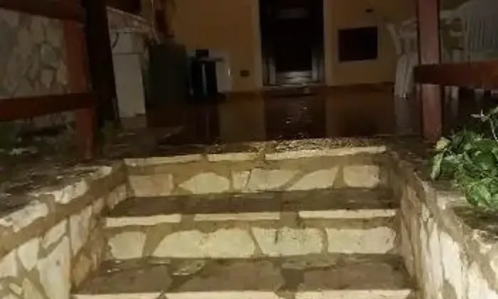 Rexer-Custonaci-Villetta-trilussa-big-ALTRO
