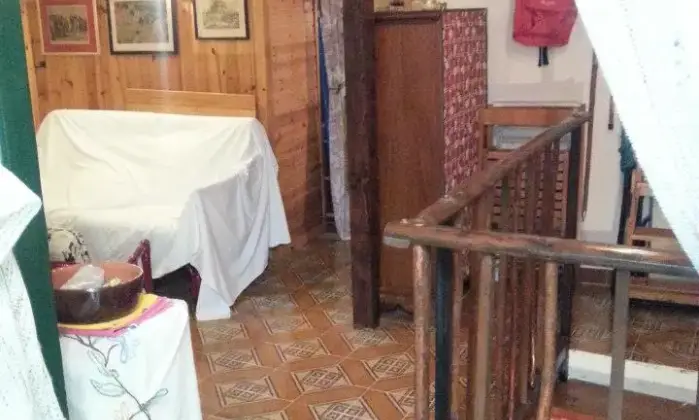 Rexer-Poggio-Moiano-Affitto-appartamento-Poggio-Moiano-SALONE