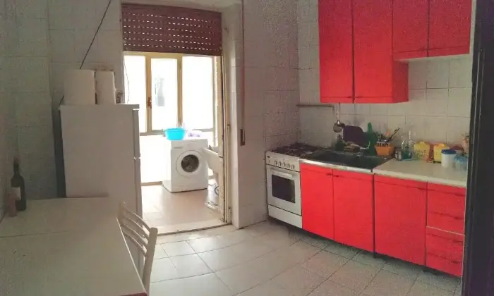 Rexer-Benevento-camere-ampie-e-luminose-per-studenti-vicino-a-universit-CUCINA