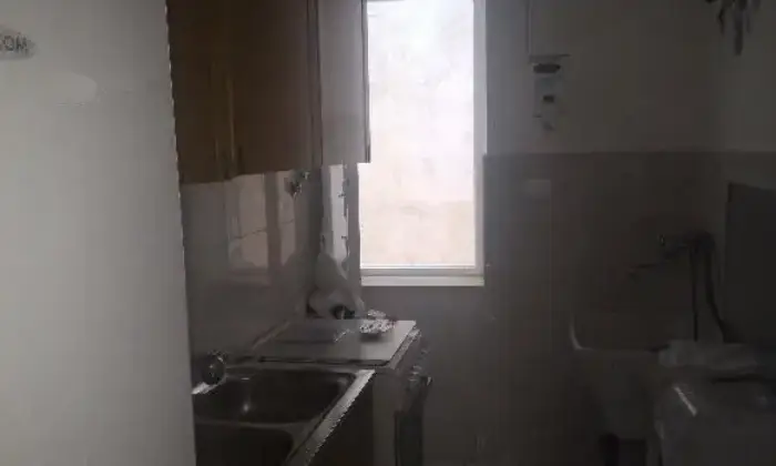 Rexer-Palermo-Stanze-per-studentesselavoratrici-in-pieno-centro-CUCINA