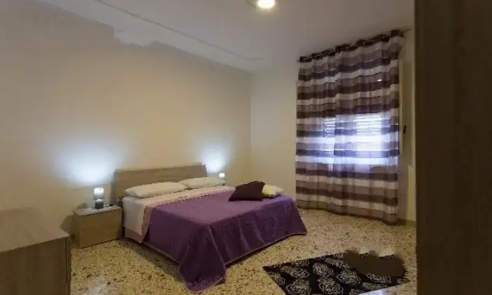Rexer-Trapani-Ampio-e-spazioso-appartamento-CAMERA-DA-LETTO