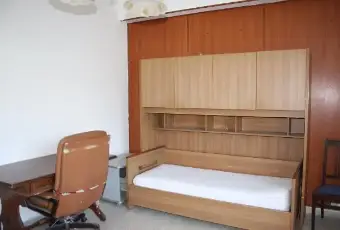 Rexer-Messina-Luminoso-e-ampio-bilocale-per-studenti-CAMERA-DA-LETTO