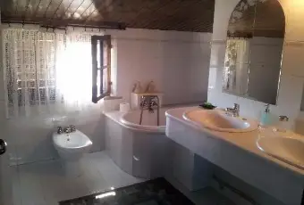 Rexer-Tortol-Tranquilla-e-ben-servita-casa-vacanze-in-villa-trifamiliare-BAGNO