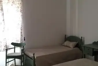 Rexer-Lerici-Luminoso-e-silenzioso-quadrilocale-in-centro-comodo-ai-mezzi-e-ai-servizi-CAMERA-DA-LETTO