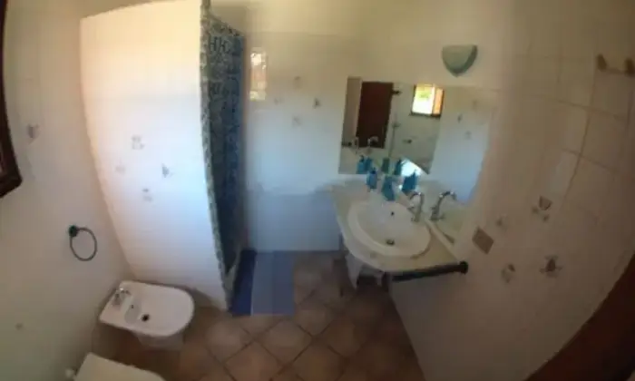 Rexer-San-Teodoro-Elegante-bilocale-vista-mare-BAGNO
