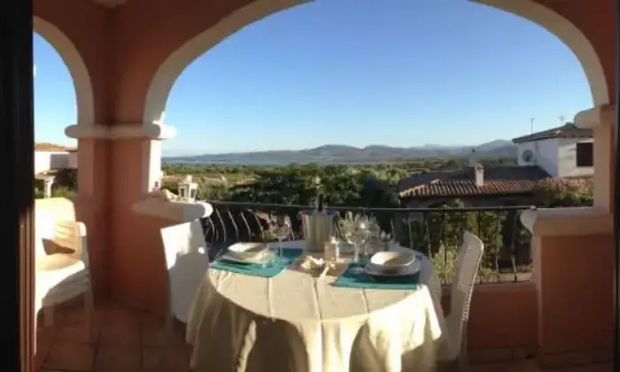 Rexer-San-Teodoro-Elegante-bilocale-vista-mare-TERRAZZO