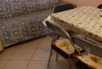 Rexer-Bosa-Grazioso-bilocale-vicino-al-mare-CUCINA