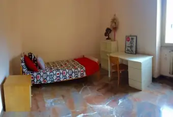 Rexer-Roma-Due-spaziose-camere-singole-per-studente-CAMERA-DA-LETTO