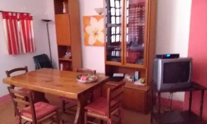 Rexer-Grosseto-Grazioso-monolocale-in-centro-storico-SALONE