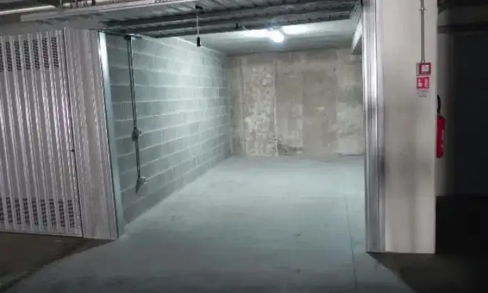 Rexer-Pisa-Ampio-garage-mq-nuova-costruzione-GARAGE