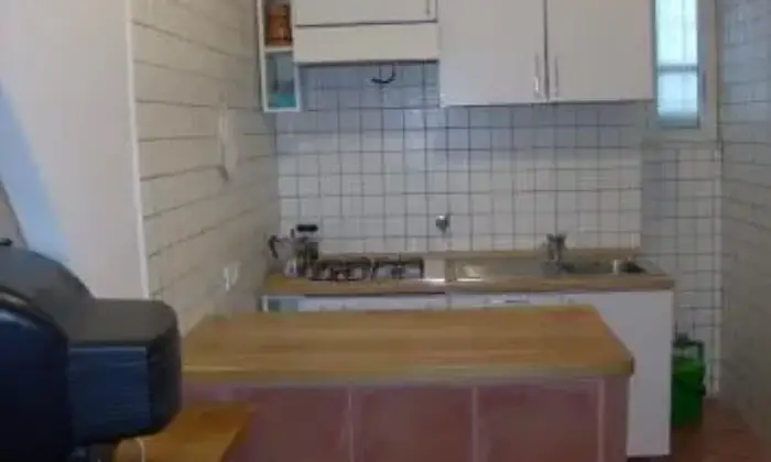 Rexer-Roma-Monolocale-brevi-periodi-CUCINA