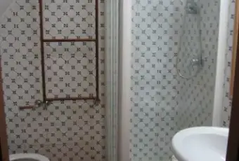 Rexer-Roma-Signorile-bilocale-bilivello-BAGNO