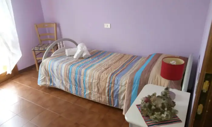 Rexer-Pisa-Camere-singole-o-doppie-vicino-a-ospedale-CAMERA-DA-LETTO