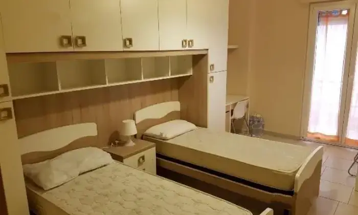 Rexer-Enna-Camera-doppia-nuova-per-studenti-CAMERA-DA-LETTO