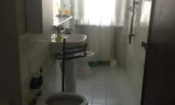 Rexer-Pisa-Luminosa-stanza-singola-BAGNO