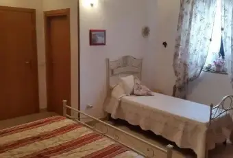 Rexer-Perugia-Splendido-quadrilocale-in-antico-casale-con-vista-panoramica-CAMERA-DA-LETTO