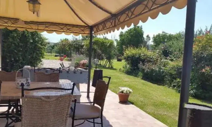 Rexer-Perugia-Splendido-quadrilocale-in-antico-casale-con-vista-panoramica-GIARDINO