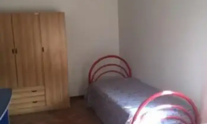 Rexer-Perugia-Spazioso-appartamento-piano-alto-CAMERA-DA-LETTO