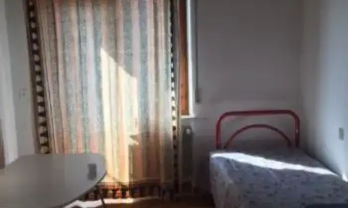Rexer-Perugia-Spazioso-appartamento-piano-alto-CAMERA-DA-LETTO