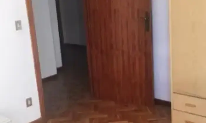Rexer-Perugia-Stanze-per-studenti-o-lavoratori-CAMERA-DA-LETTO