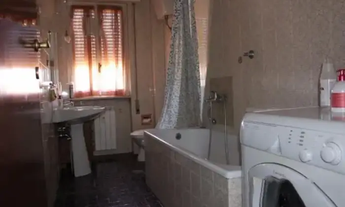 Rexer-Terni-Ampio-quadrilocale-Citt-Giardino-BAGNO
