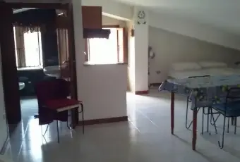 Rexer-Montegiordano-Grazioso-e-luminoso-appartamento-mansardato-CAMERA-DA-LETTO
