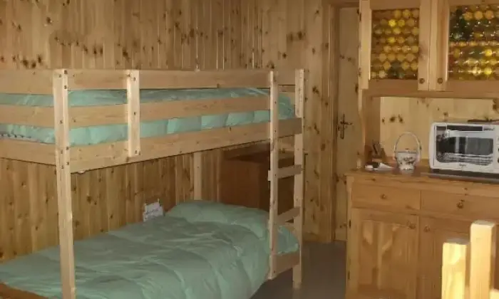 Rexer-Cotronei-Casa-indipendente-a-piano-terra-CAMERA-DA-LETTO