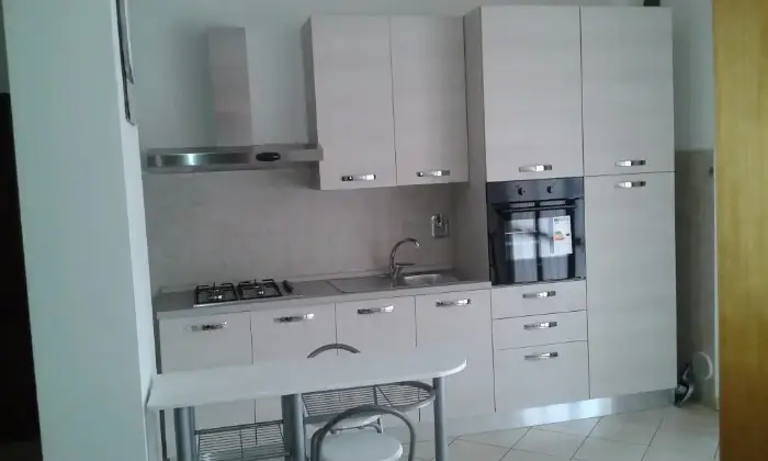 Rexer-Corciano-Appartamento-completamente-arredato-e-con-gusto-CUCINA