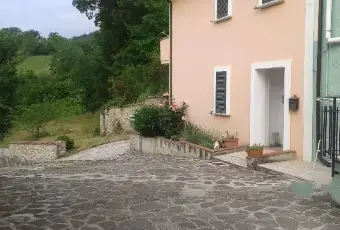 Rexer-Nocera-Umbra-Casa-indipendente-su-due-livelli-ALTRO