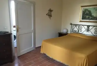 Rexer-Terni-Bilocale-ristrutturato-panoramico-CAMERA-DA-LETTO