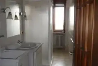 Rexer-Villastellone-Appartamento-arredato-BAGNO