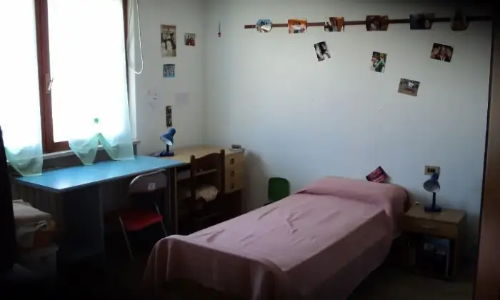 Rexer-Chieti-Camera-singola-per-ragazza-a-Chieti-scalo-CAMERA-DA-LETTO