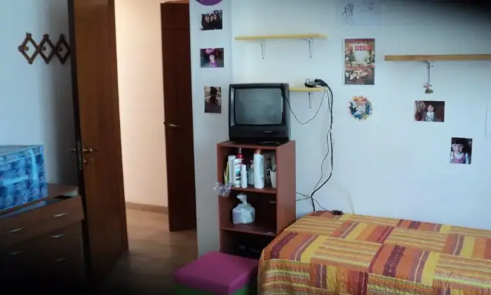 Rexer-Chieti-Camera-singola-per-ragazza-a-Chieti-scalo-CAMERA-DA-LETTO