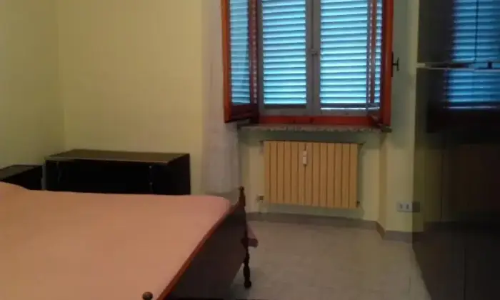 Rexer-Torino-OFFRESI-CAMERA-CUCINA-E-BAGNO-USO-TRANSITORIO-CAMERA-DA-LETTO