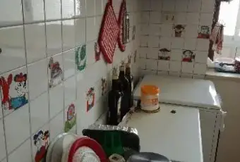 Rexer-Catania-Posto-letto-zona-corso-Sicilia-CUCINA
