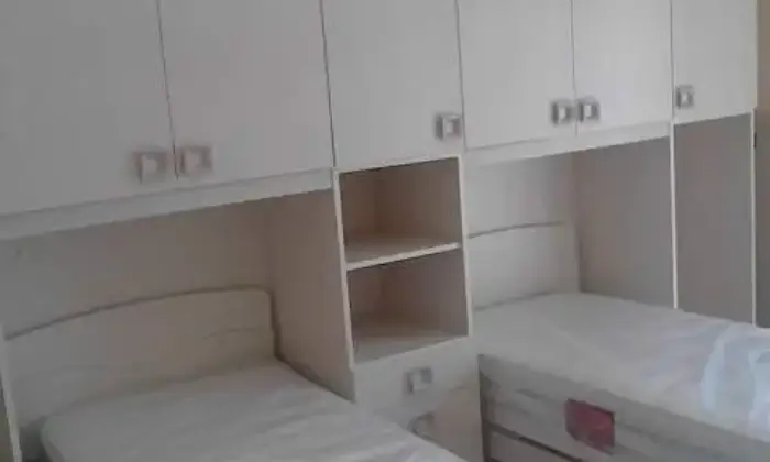 Rexer-Roma-Affittasi-stanze-per-studenti-Torvergata-CAMERA-DA-LETTO