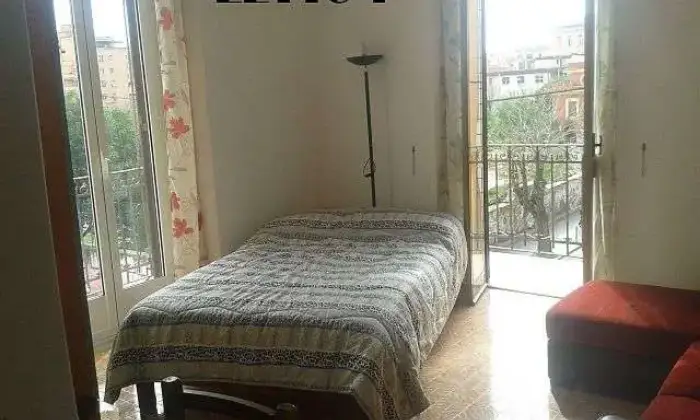 Rexer-Roma-Fittasi-appartamento-al-centro-di-roma-per-anno-CAMERA-DA-LETTO