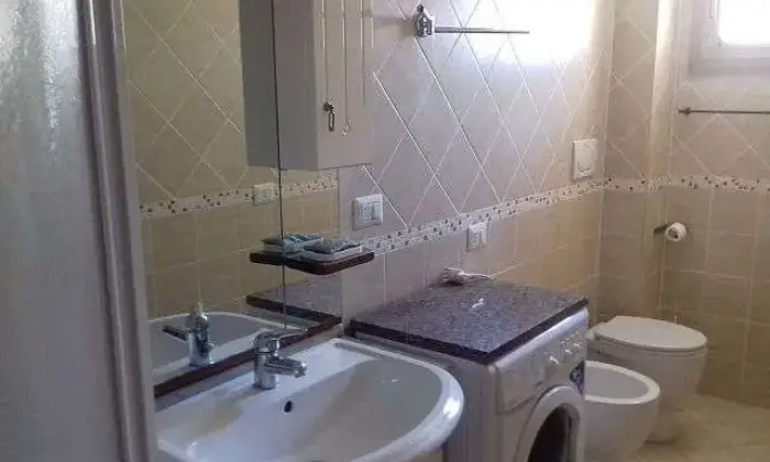 Rexer-Roma-Fittasi-appartamento-al-centro-di-roma-per-anno-BAGNO