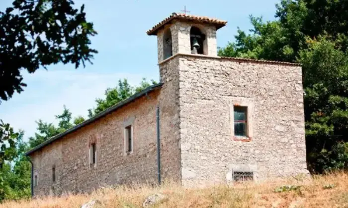 Rexer-Pescorocchiano-Affitto-di-bilocale-in-via-Della-Fonte-Pescorocchiano-mese-ALTRO