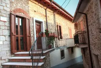 Rexer-Pescorocchiano-Affitto-di-bilocale-in-via-Della-Fonte-Pescorocchiano-mese-ALTRO