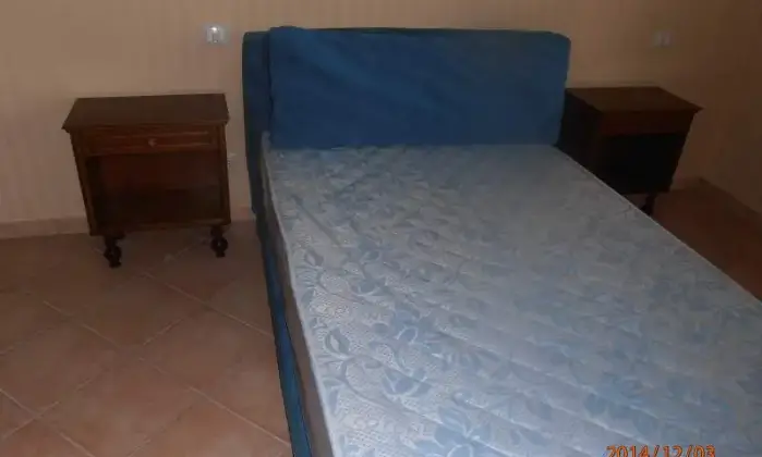 Rexer-Roma-Camera-singola-donne-Zona-Finocchio-CAMERA-DA-LETTO