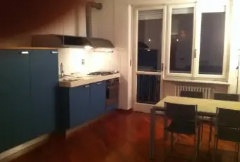 Rexer-Caselle-Torinese-Grazioso-appartamento-libero-subito-a-Caselle-Torinese-CUCINA