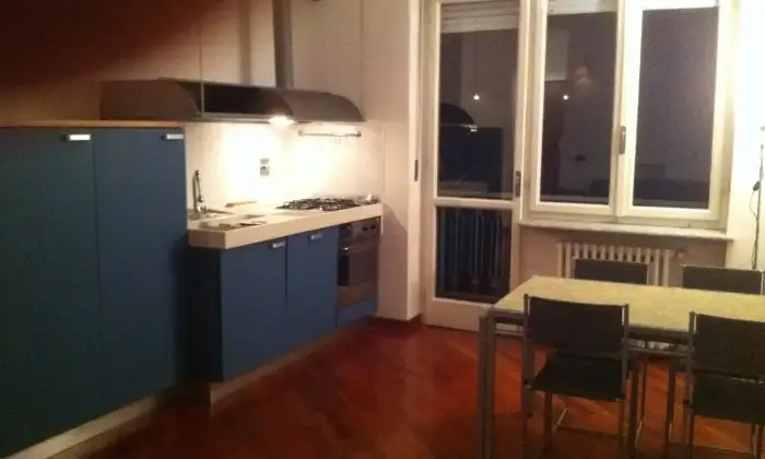 Rexer-Caselle-Torinese-Grazioso-appartamento-libero-subito-a-Caselle-Torinese-CUCINA