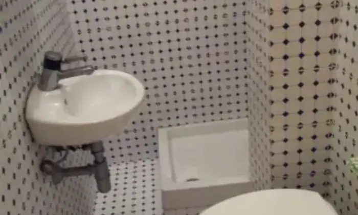 Rexer-Roma-Stanza-perfetta-per-Univ-Cattolica-Gemelli-Min-Farnesina-BAGNO