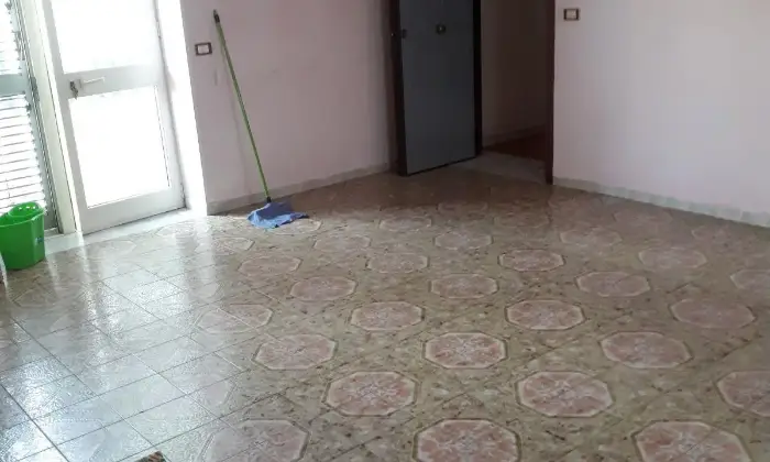 Rexer-Orta-di-Atella-Bellissimo-appartamento-mq-CAMERA-DA-LETTO